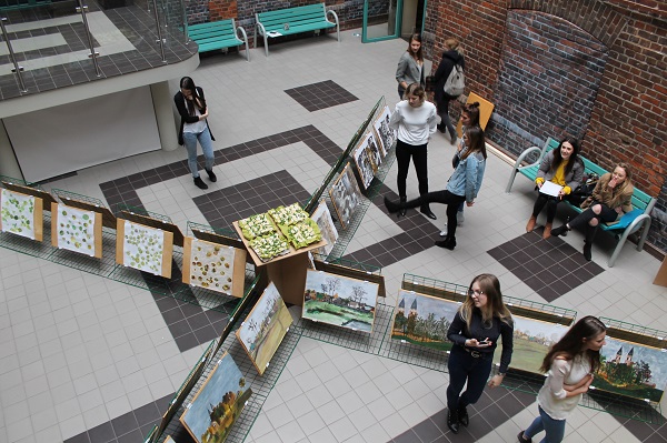 Wystawa prac studentów Architektury Wnętrz pt. Przyroda — zdjęcie 1, Akademia Techniczno-Artystyczna (ATA)