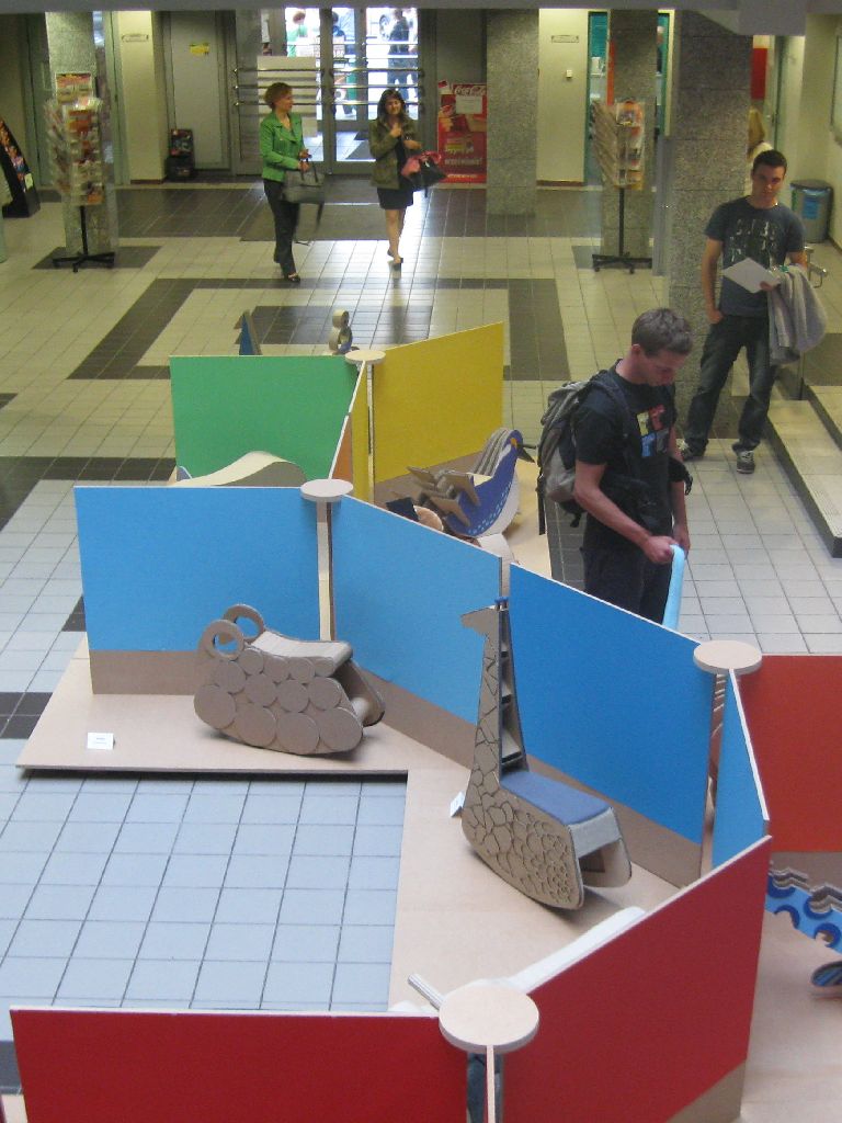 Wystawa pt. Na biegunach w Noc Muzeów 2011 — zdjęcie 1, Akademia Techniczno-Artystyczna (ATA)
